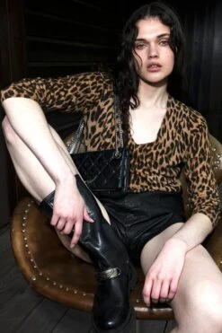 Zadig & Voltaire Rivy Cashmere Sweater Daim -Zadig & Voltaire Clothing 16 keylooks summer 130425 2878