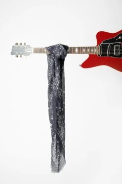 Zadig & Voltaire Maddie Scarf Black -Zadig & Voltaire Clothing z v saint valentin still life 20255829 modifier